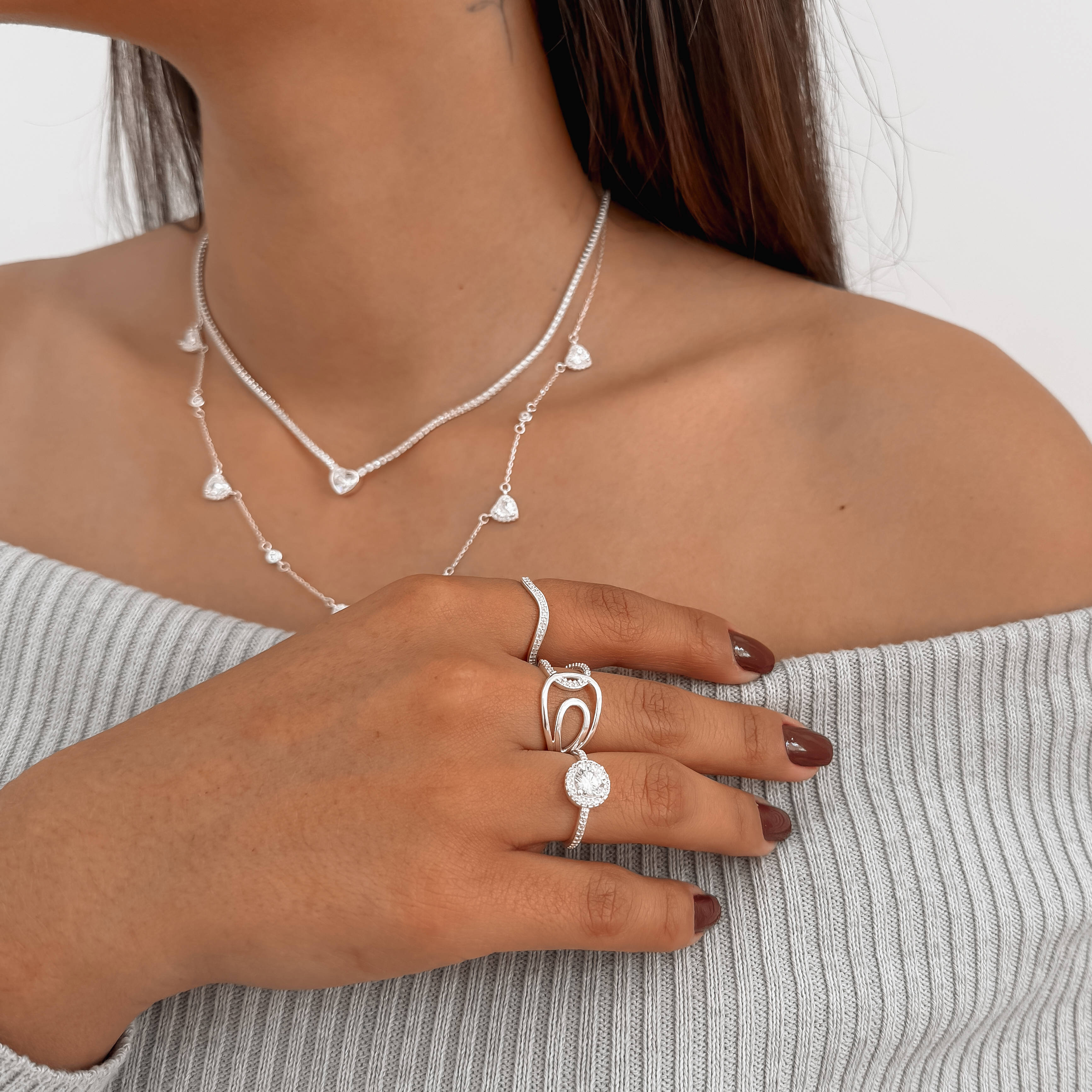 Imagem Secundária Anel ondulado todo cravejado