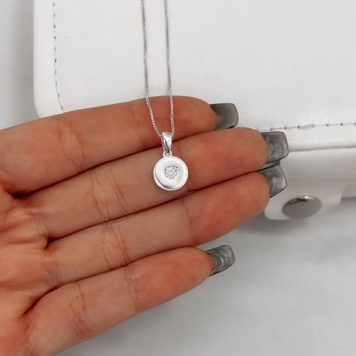 Colar pingente medalha coração cravejado 9mm 45cm