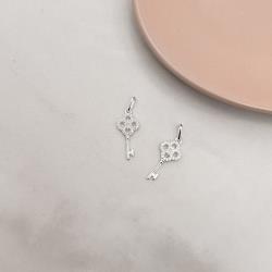 Pingente chave cravejada 20mm