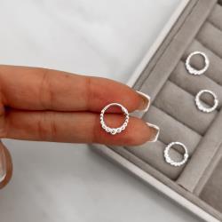 Piercing argola 12mm trava cravejada orelha esquerda