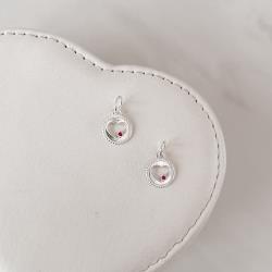 Pingente medalha coração vazado com zircônia rosa 10mm