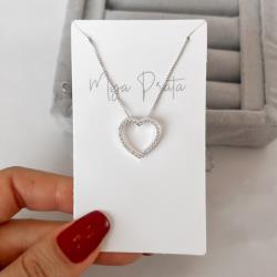 Colar coração vazado cravejado 15mm 45cm