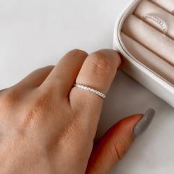 Anel mini bolinhas cravejadas