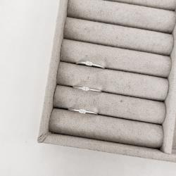 Anel solitário zircônia navete 4mm