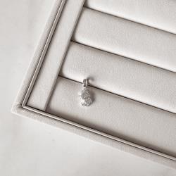 Berloque pingente gato cravejado 10mm