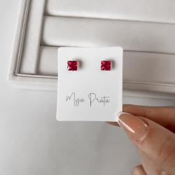 Brinco zircônia quadrada cereja 6mm