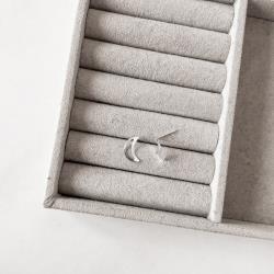 Brinco lua vazada 12mm