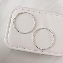 Argola redonda 53mm fio torcido