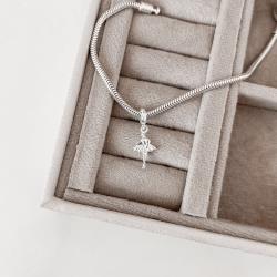 Berloque pingente bailarina 14mm