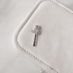 Berloque pingente patuá placa seja luz resina