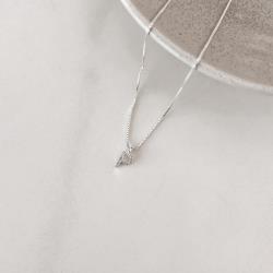 Colar pingente letra P cravejada 6mm 40cm