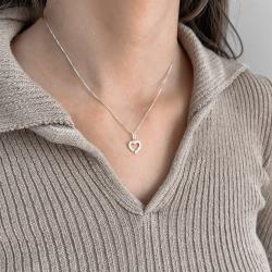 Colar pingente coração vazado desenhado 11mm 40cm