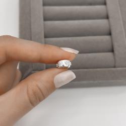 Berloque separador flores com zircônias 9mm