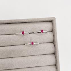 Anel meia aliança com zircônia gota cereja 5mm