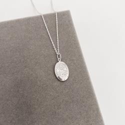 Colar pingente medalha dupla face Sagrado Coração de Jesus e cruz 16mm corrente cadeadinho 45cm