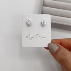 Brinco zircônia navete com cravejado 10mm