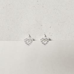 Argola click coração vazado cravejado 11mm 