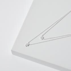 Colar duplo entremeios círculo e mão cravejados 7mm 45+5cm