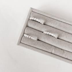 Anel corações de lado