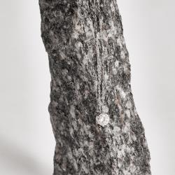 Colar pingente moissanite cristal 6.5mm corrente cadeadinho 45cm ródio