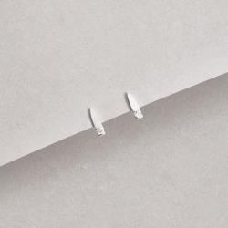 Brinco pontudo com zircônia 16mm