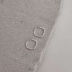 Argola losango 17mm fio quadrado