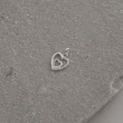 Pingente 2 corações vazados com cravejado 13mm