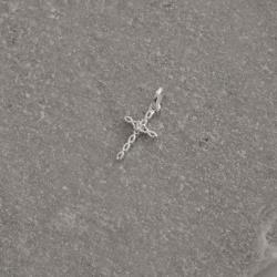 Pingente cruz vazada com zircônia 14mm