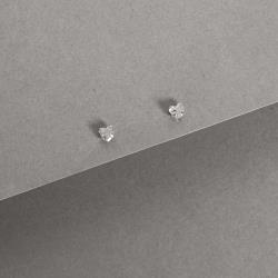 Brinco zircônia coração 3mm