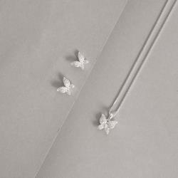 Conjunto brinco e colar borboleta cravejada 12mm 45cm