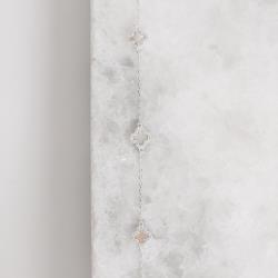 Pulseira entremeios trevos madrepérola borda cravejada 7mm