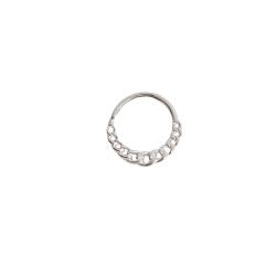 Piercing argola 11mm detalhe elos trançados orelha direita