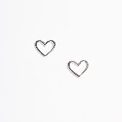 Brinco coração vazado 11mm