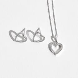 Conjunto brinco e colar coração vazado com cravejado cristal 10mm 45cm