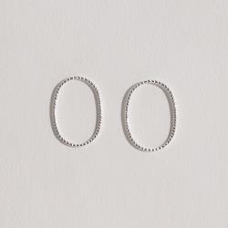 Brinco oval vazado riscado 26mm