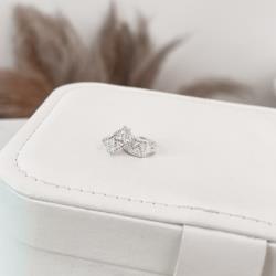 Argola click 12mm retângulo zigzag cravejado